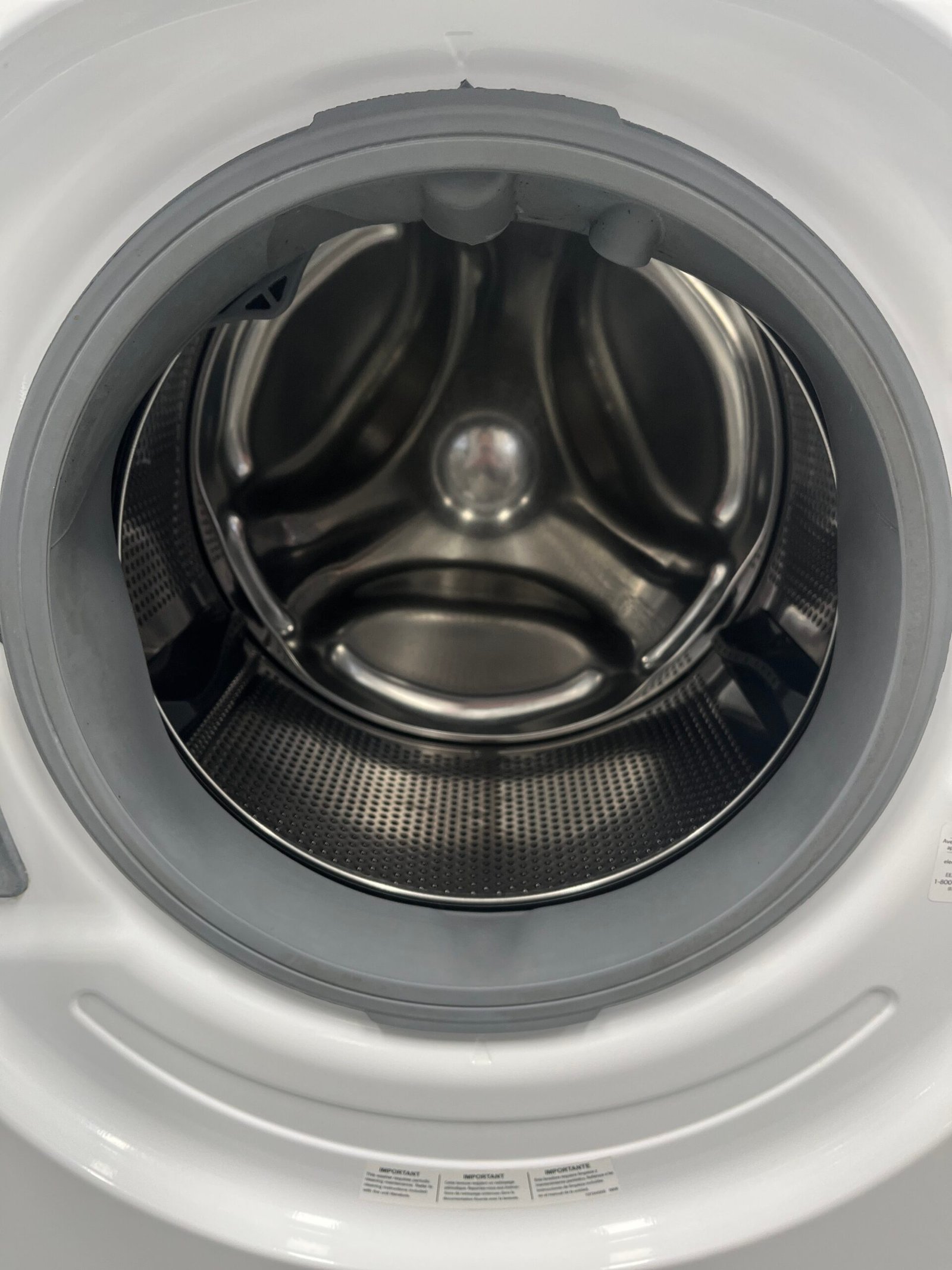 Refurbished-27-Washer-Frigidaire-FFFW5000QW0-1