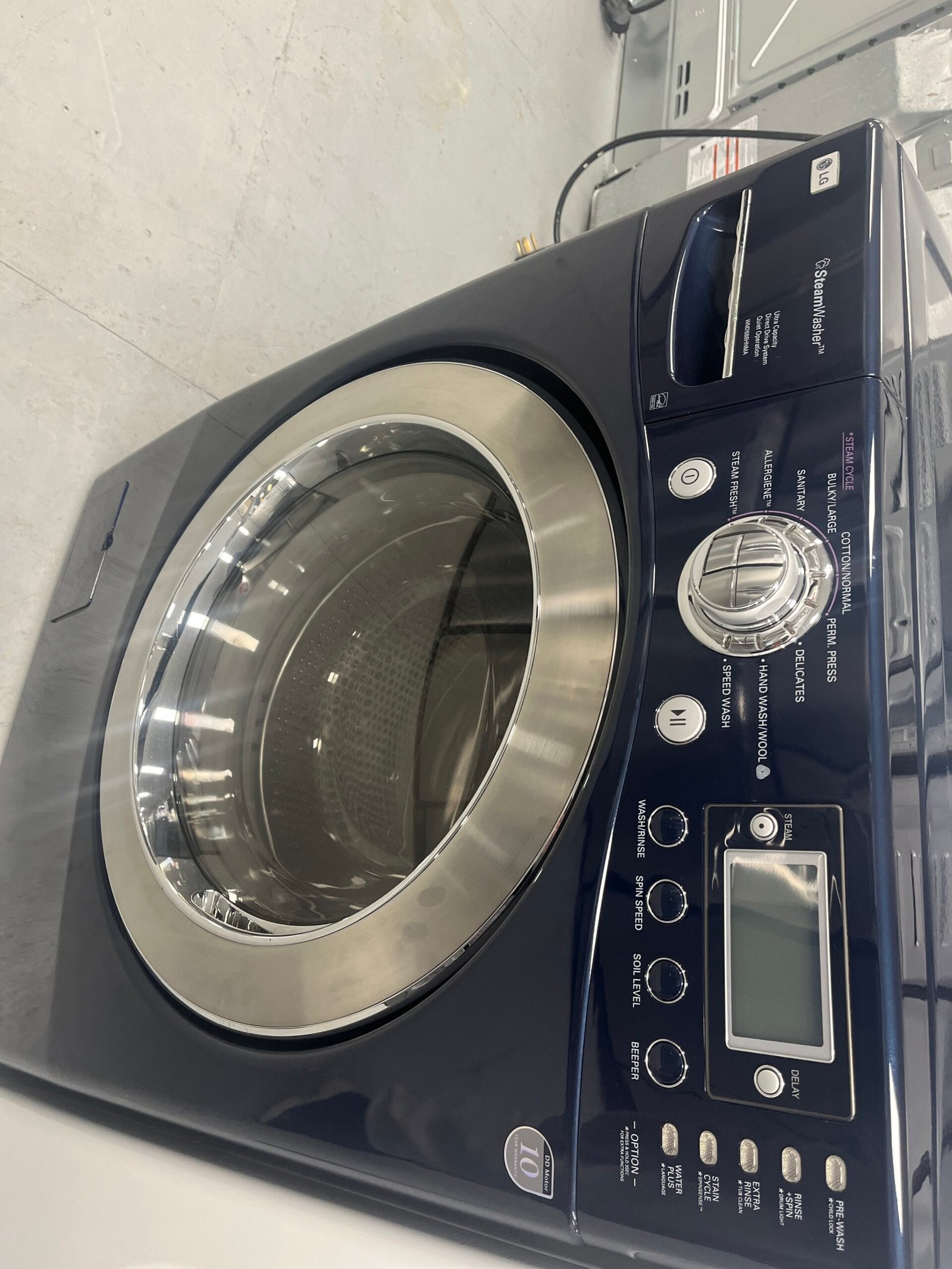 Refurbished-27-Washer-LG-WM2688HNMA-5