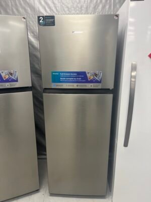 Open Box – 23" Fridge Hisense RT12A2CSE