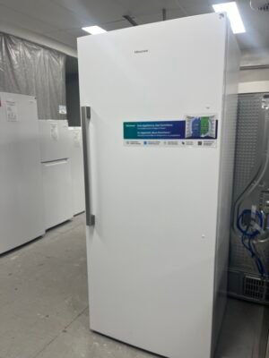 Open Box – 33" Fridge Hisense FV21C7HVE