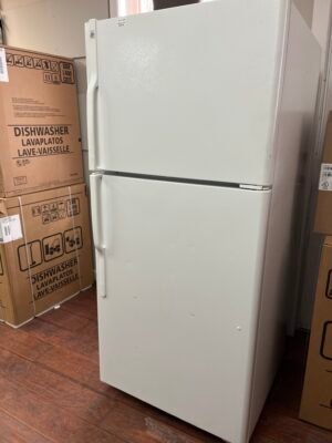 Refurbished – 30" Fridge GE GTS18IBRWRWW